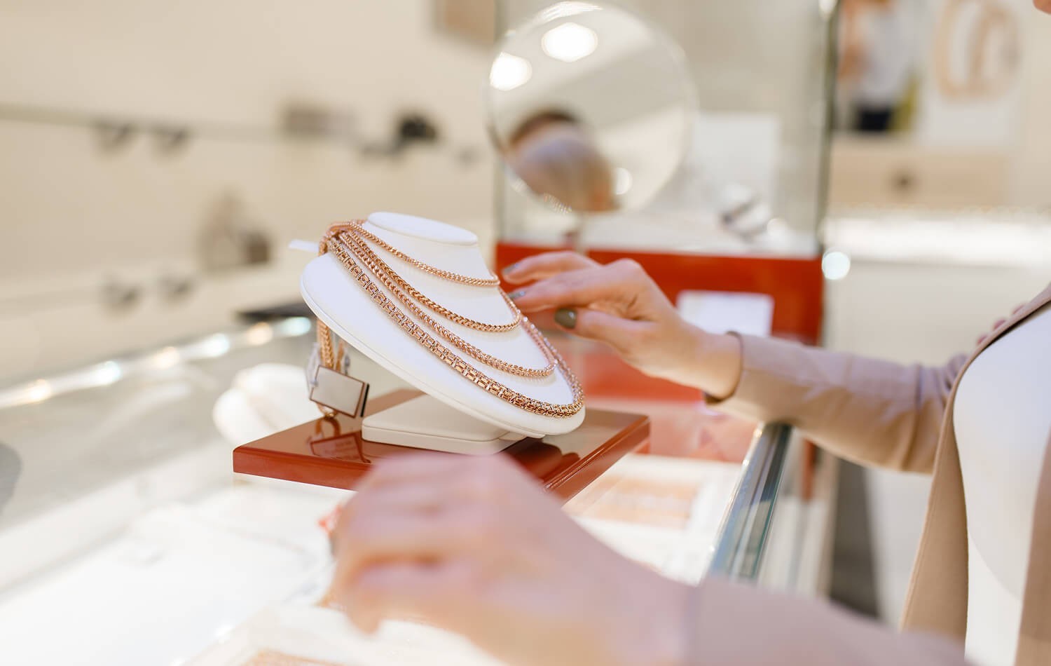 Urna pretium elit mauris cursus Curabitur at elit Vestibulum